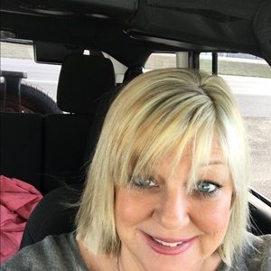 Meet your Posher, Kim